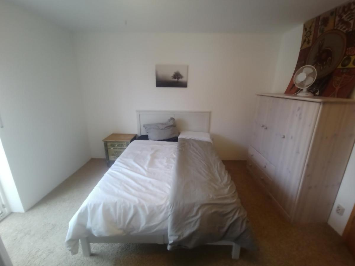 Grosses Zimmer Bad Kueche Wohnzimmer Terasse Garten Zentral Ruhig Landsberg am Lech Extérieur photo